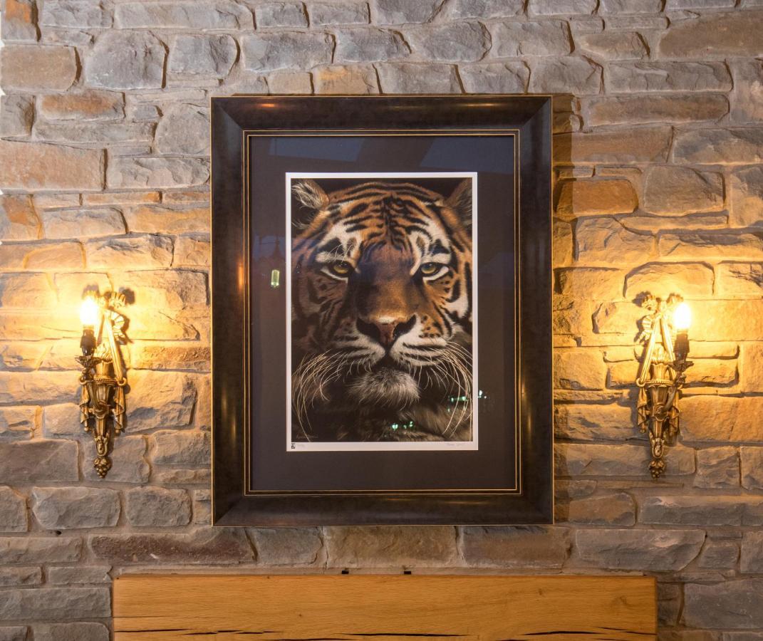 The Tiger Inn Merthyr Tydfil Esterno foto